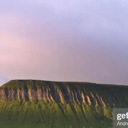 Benbulben View F91yn96 *