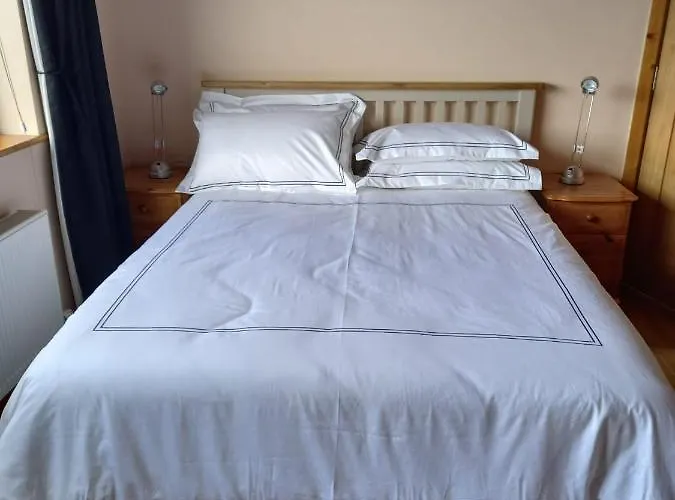 Benbulben View F91yn96 * スライゴ